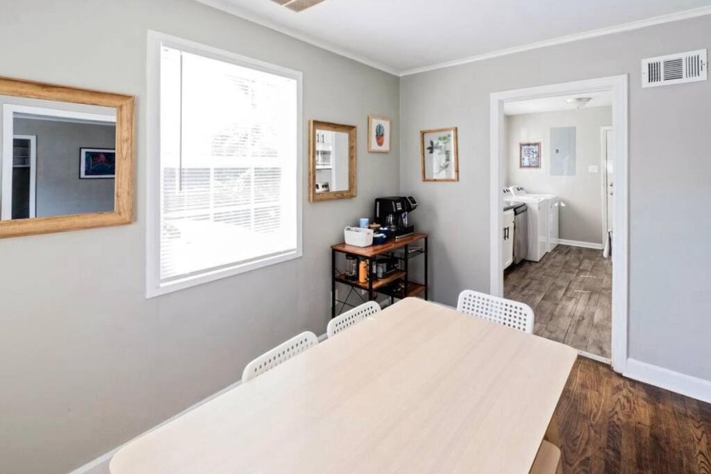 E, Memphis Home 5 Min From I240W 外观 照片