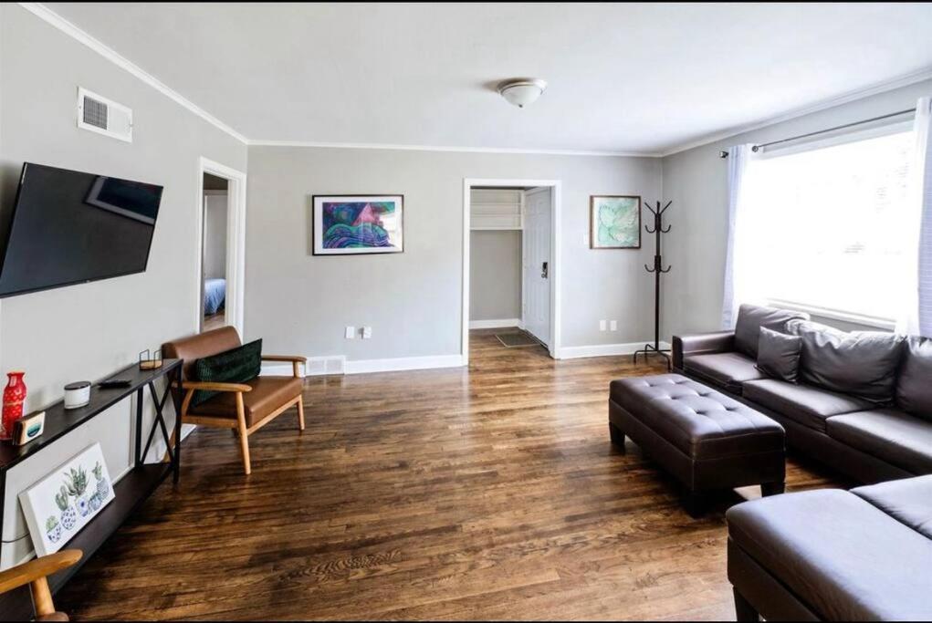 E, Memphis Home 5 Min From I240W 外观 照片